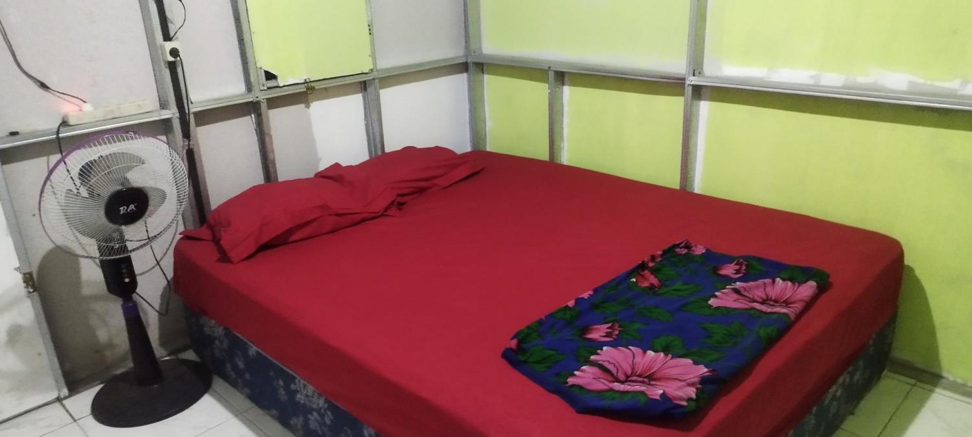 Agus Family Homestay Labuan Bajo Exterior foto